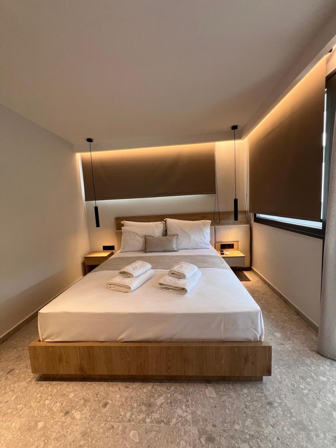 Aparthotel Sealuxe Living Nea Iraklitsa Esterno foto