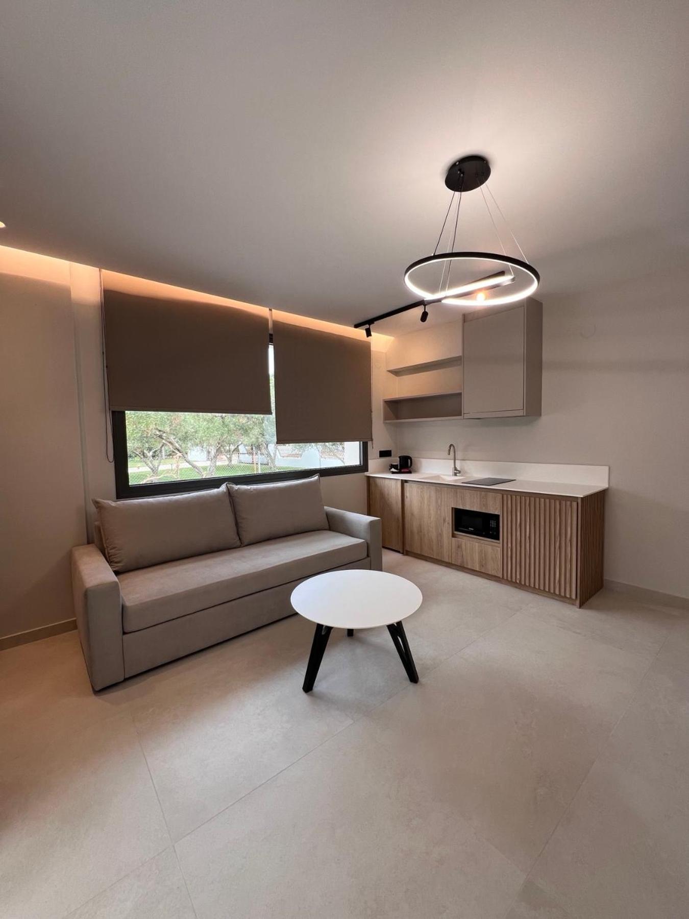 Aparthotel Sealuxe Living Nea Iraklitsa Esterno foto